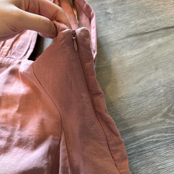 dresses - Picture 6 of 8